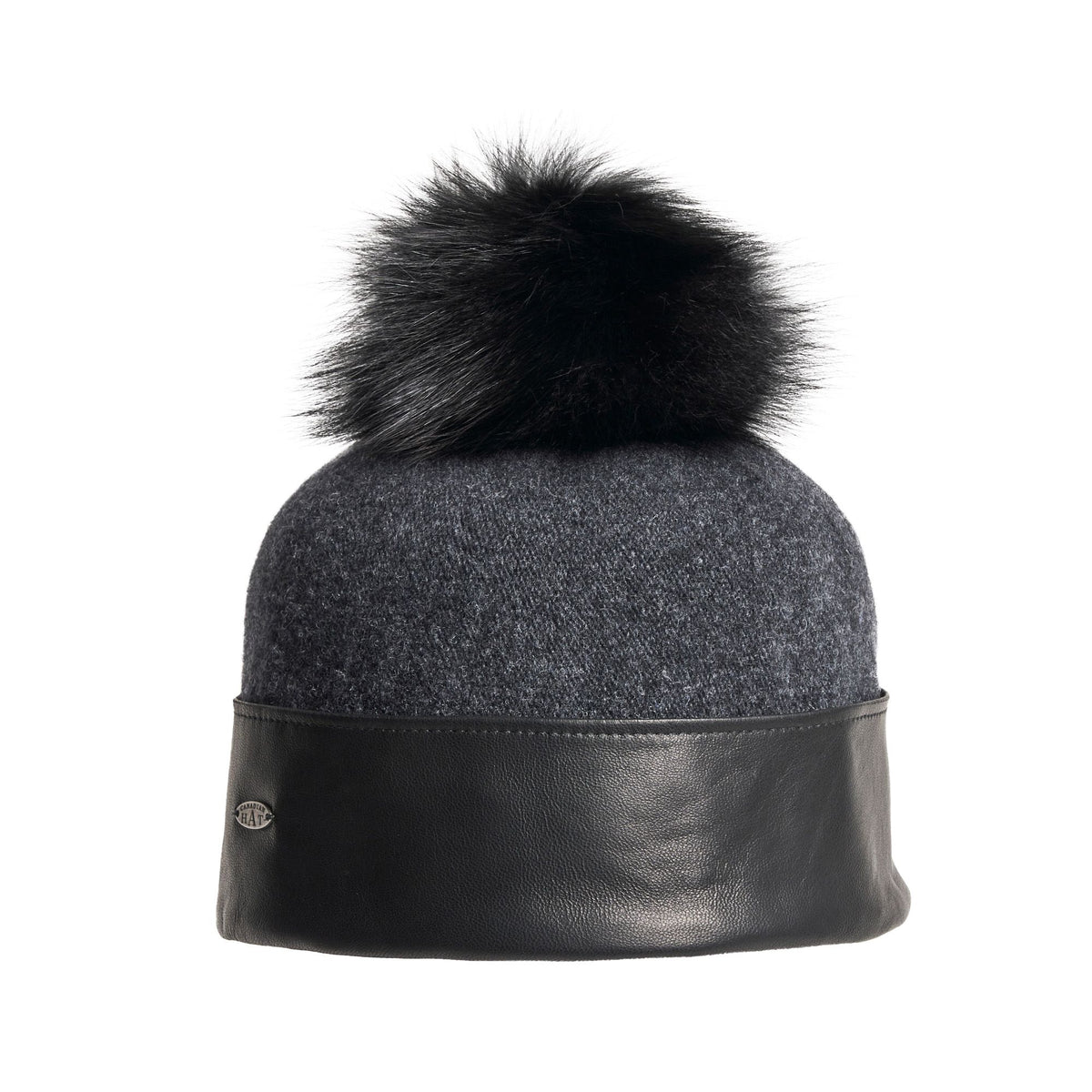 ORLANA-P ORMOS BONNET EN CUIR AVEC POMPON EN FOURRURE RECYCLÉE